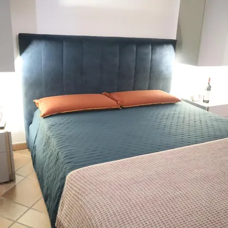Residencia Pais Apartment *